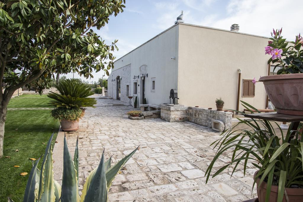 Masseria Gravelle Turi Bagian luar foto